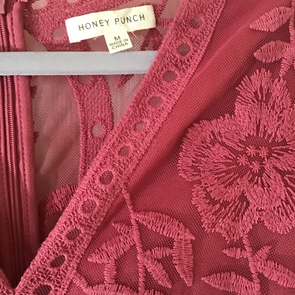 Honey Punch Pink Lace Plunge V-Neck Romper - Picture 6 of 7
